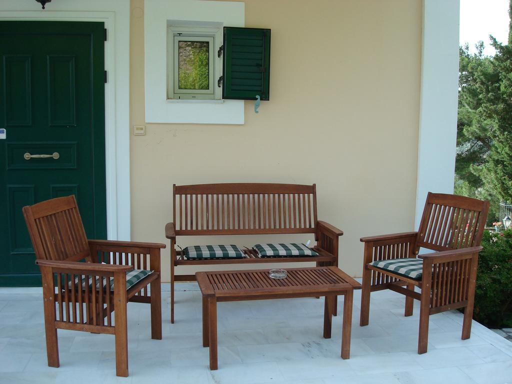 Merlot Village 2 Kariá Rum bild